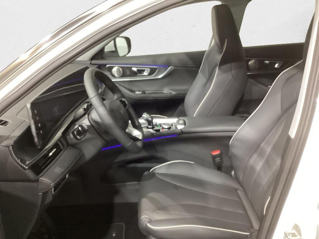 Ebro S700 1.6 TGDI Luxury 7 DCT 8