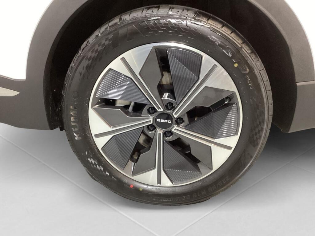 Ebro S700 1.6 TGDI Luxury 7 DCT 11