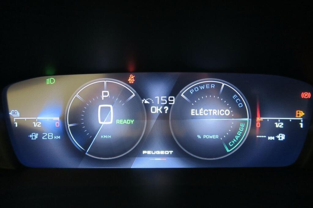 Peugeot 308 5P Allure Hybrid PHEV 180 e-EAT8 8