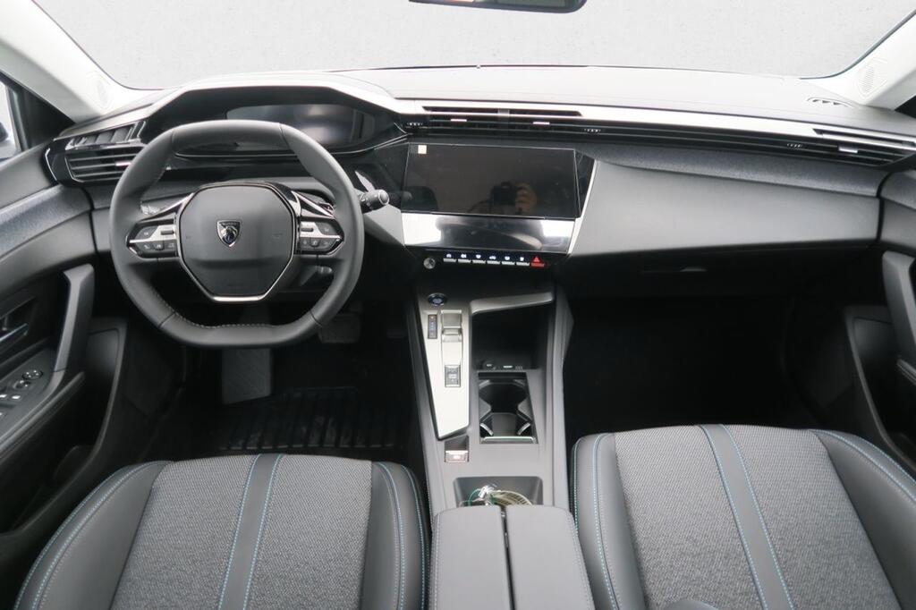 Peugeot 308 5P Allure Hybrid PHEV 180 e-EAT8 12