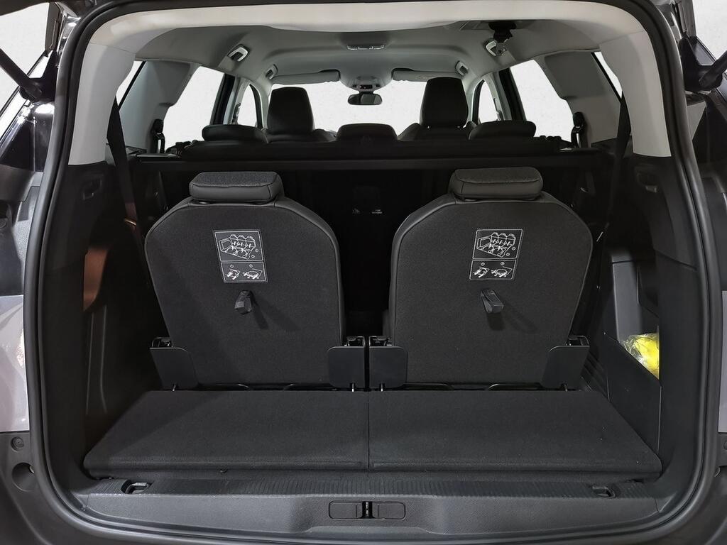 Peugeot 5008 1.5 BlueHDi 96kW (130CV) S&S Allure 11