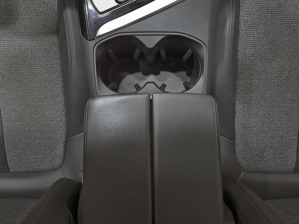 Peugeot 5008 1.5 BlueHDi 96kW (130CV) S&S Allure 31