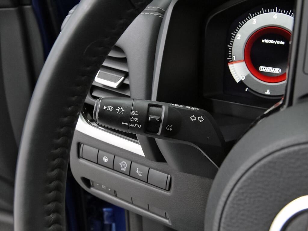 Nissan Qashqai DIG-T 103kW mHEV 4x2 Premiere Edition 14