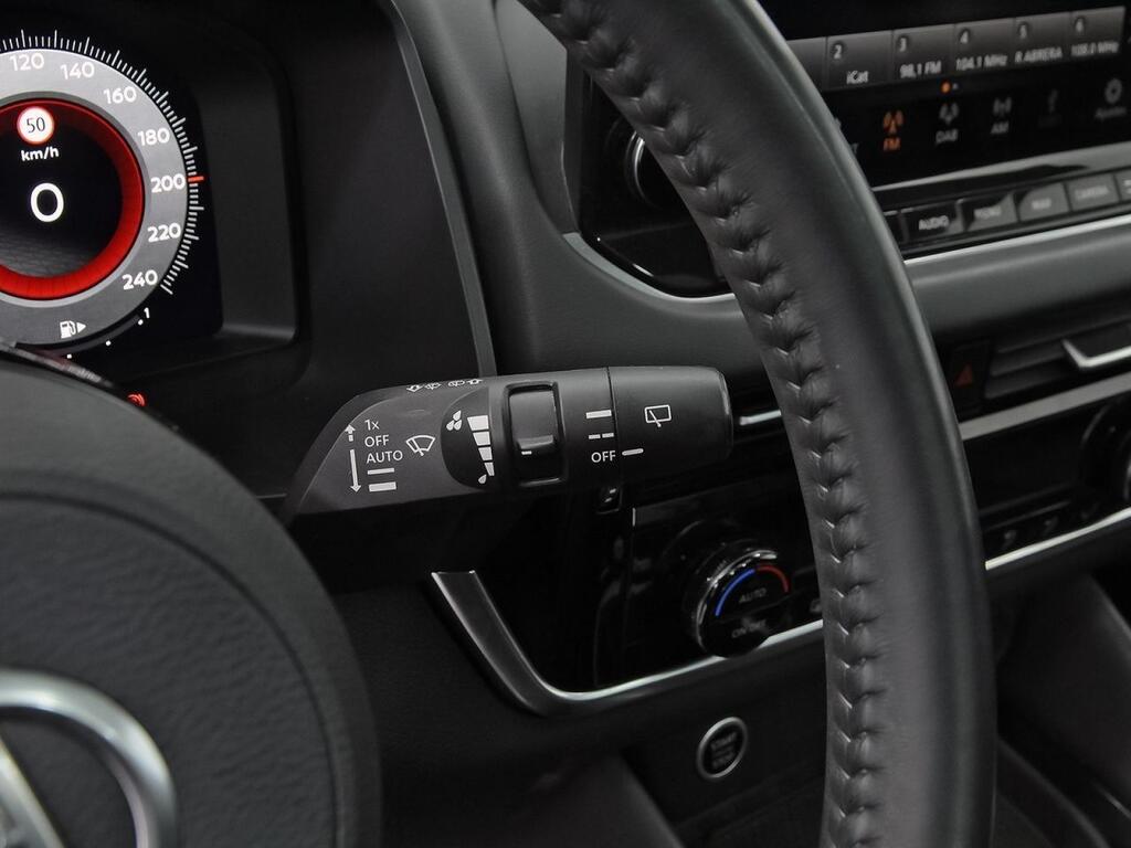 Nissan Qashqai DIG-T 103kW mHEV 4x2 Premiere Edition 15