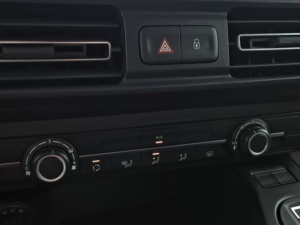 Citroën Berlingo Talla M BlueHDi 100 S&S PLUS 29