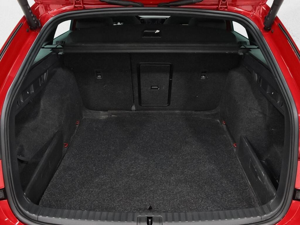 Skoda Octavia Combi 2.0 TSI 180kW (245CV) DSG RS 9