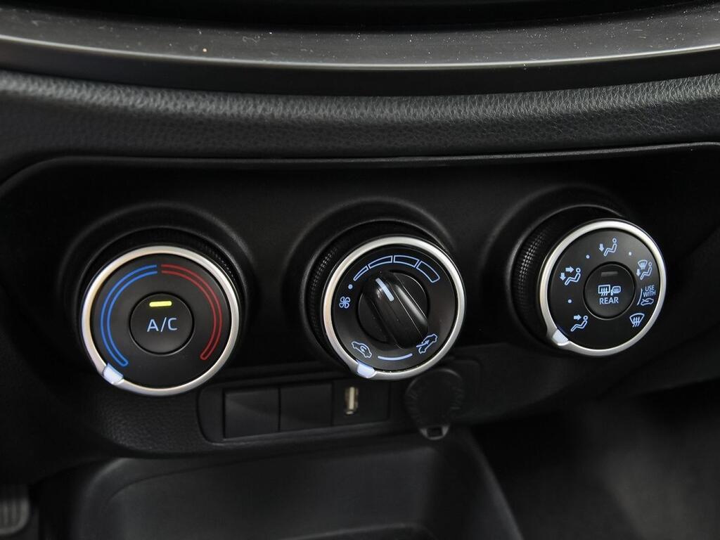 Toyota Aygo X Cross 1.0 VVT-I 72CV Play 23