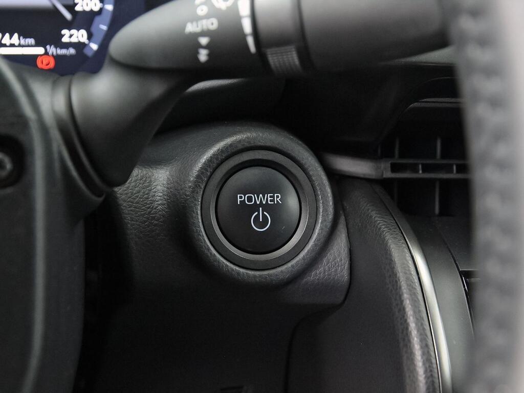 Toyota C-HR 1.8 140H Advance 18