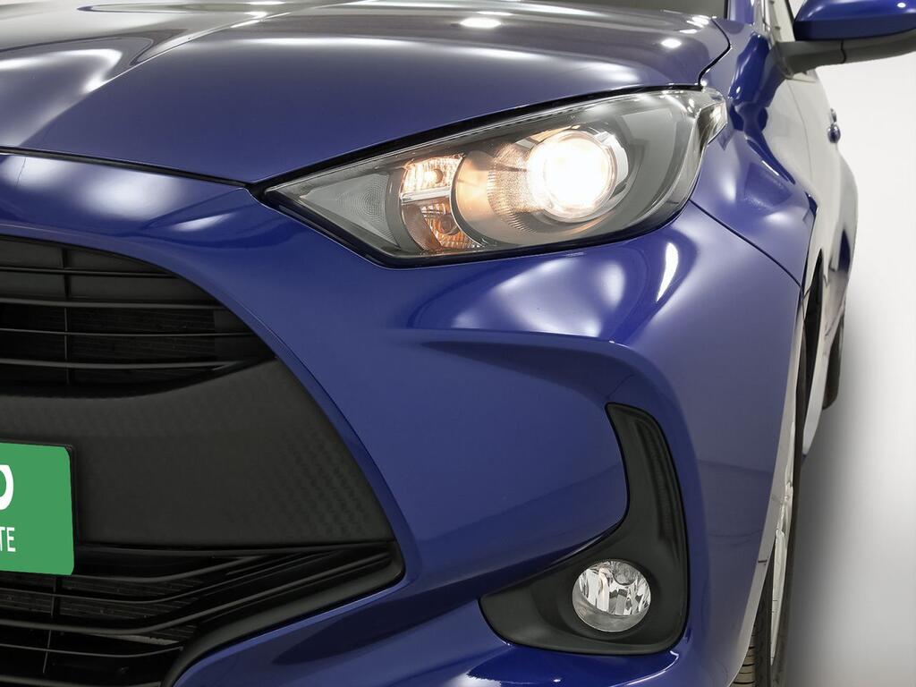 Toyota Yaris 1.5 120H Active Plus 29