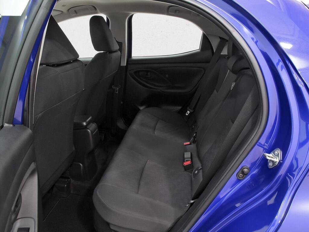 Toyota Yaris 1.5 120H Active Plus 9