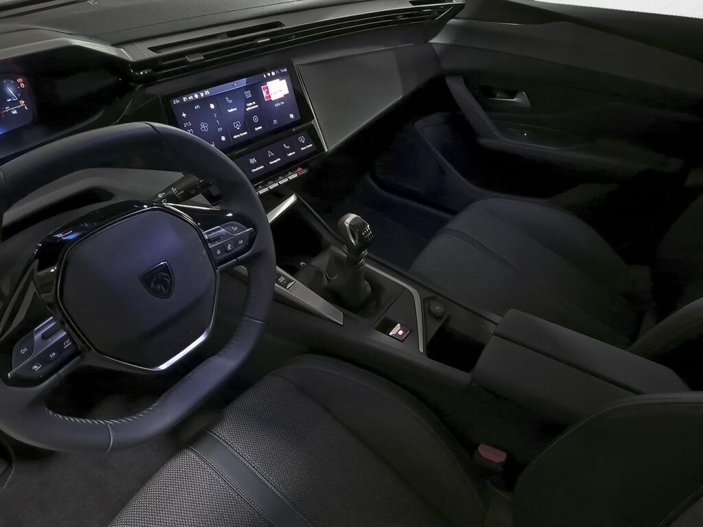 Peugeot 308 5P Allure PureTech 130 S&S MAN 31