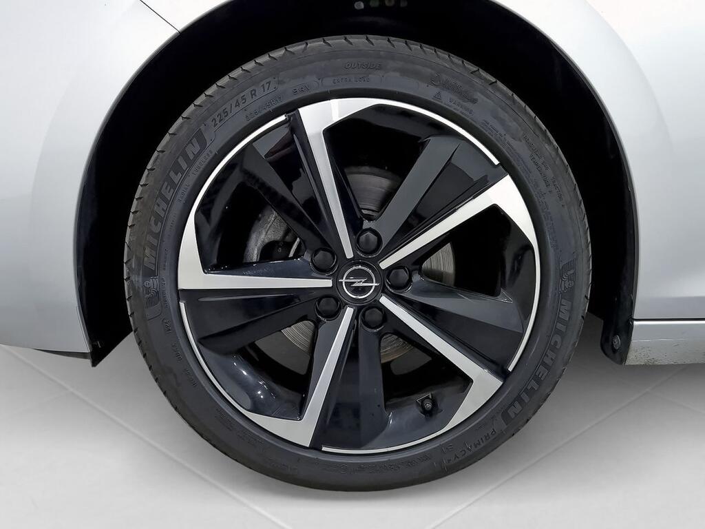 Opel Astra 1.2T XHT 96kW (130CV) GS 11