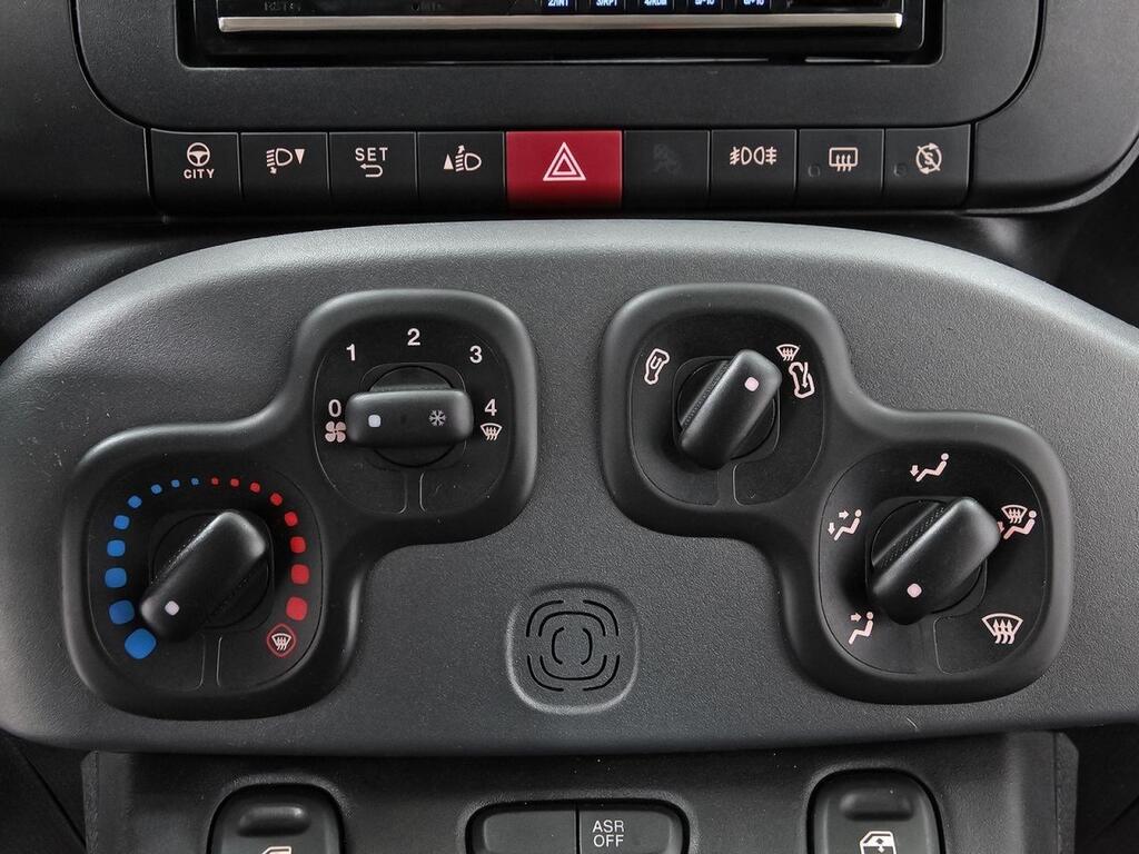 Fiat Panda City Cross 1.0 Gse 51kw (70CV) 19