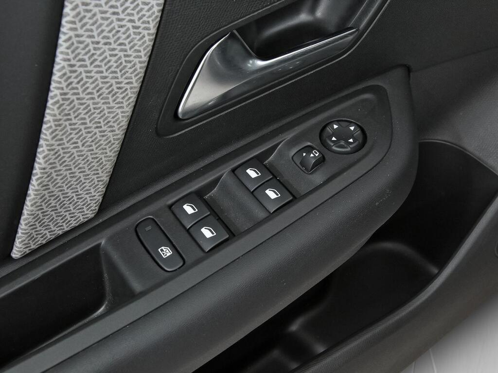 Citroën C4 X PureTech 130 S&S EAT8 Plus 13