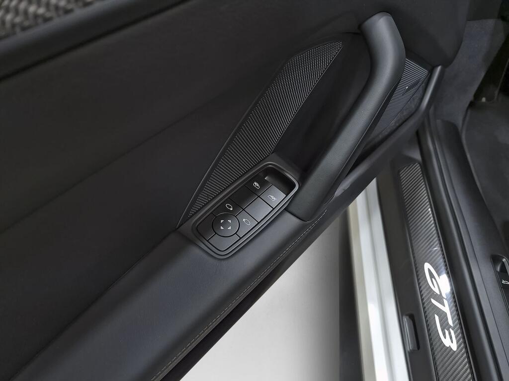 Porsche 911 GT3 Pack Touring 10