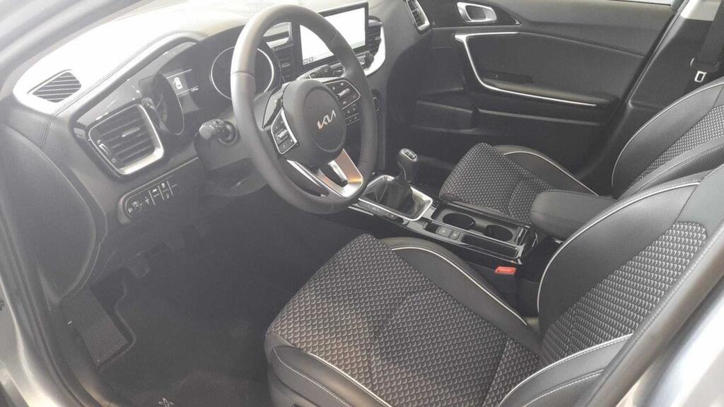 Kia XCeed 1.5 MHEV iMT Tech 118kW (160CV) 9