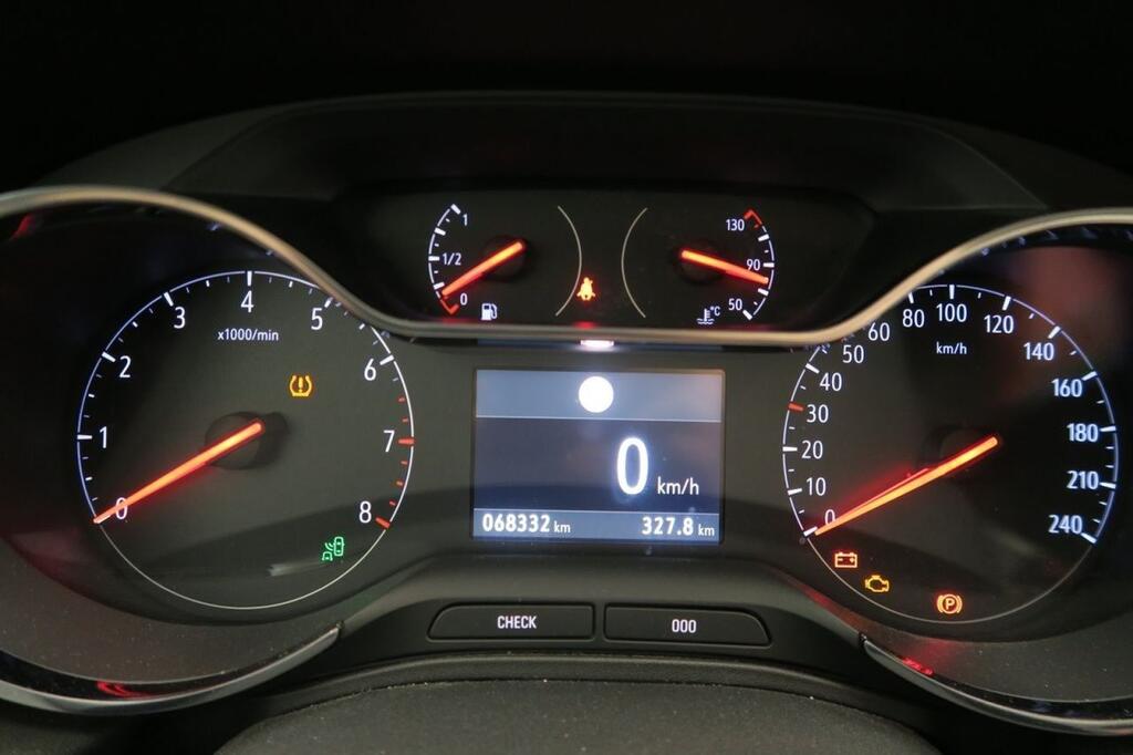 Opel Grandland X 1.2 Turbo Ultimate 8