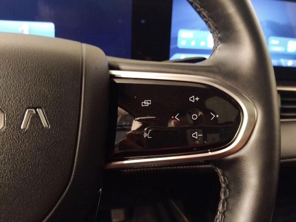 Omoda 5 PREMIUM 1.6 T-GDI 147 CV DCT 5P 10