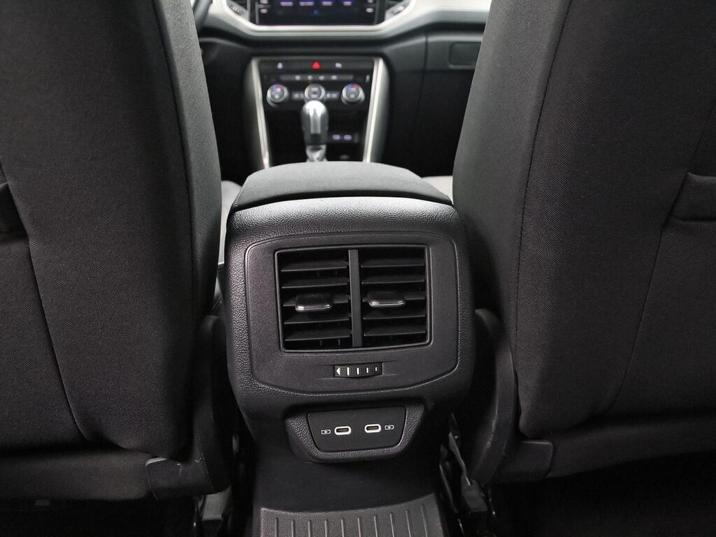 Volkswagen T-Roc Advance R-Line 2.0 TDI 110kW (150CV) DSG 27