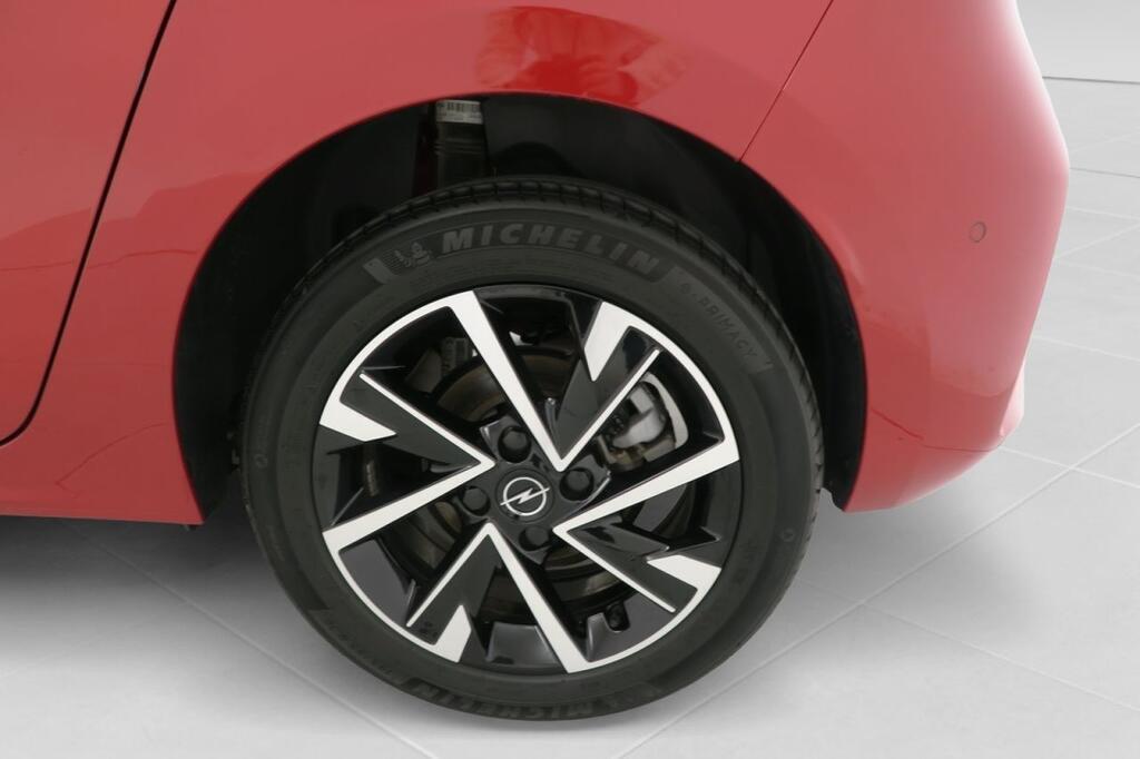 Opel Corsa GS 1.2T XHL100 CV 5P 23