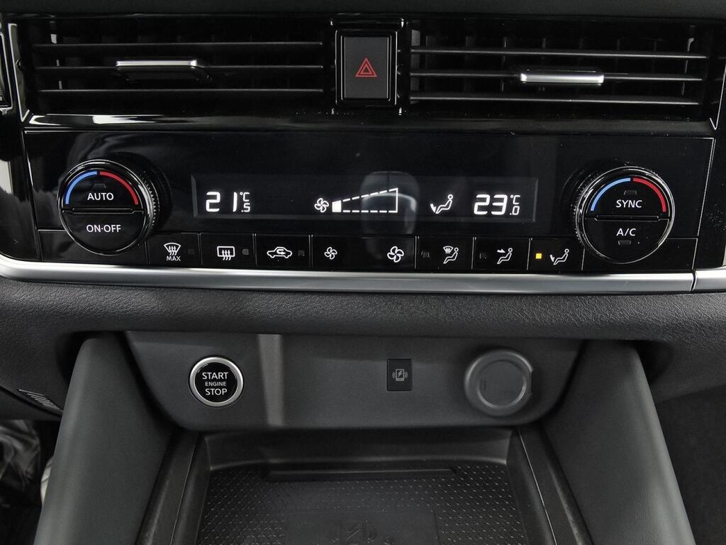 Nissan Qashqai DIG-T 103kW N-Connecta 31