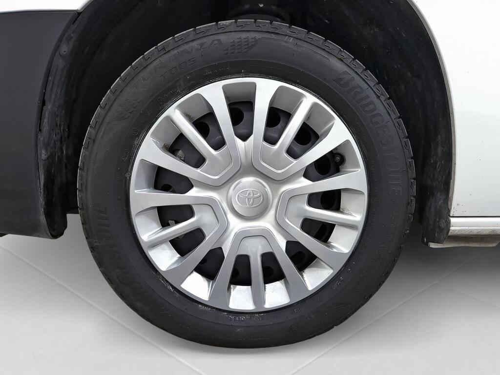 Toyota Proace City 1.5D 100 GX SWB 4P 11