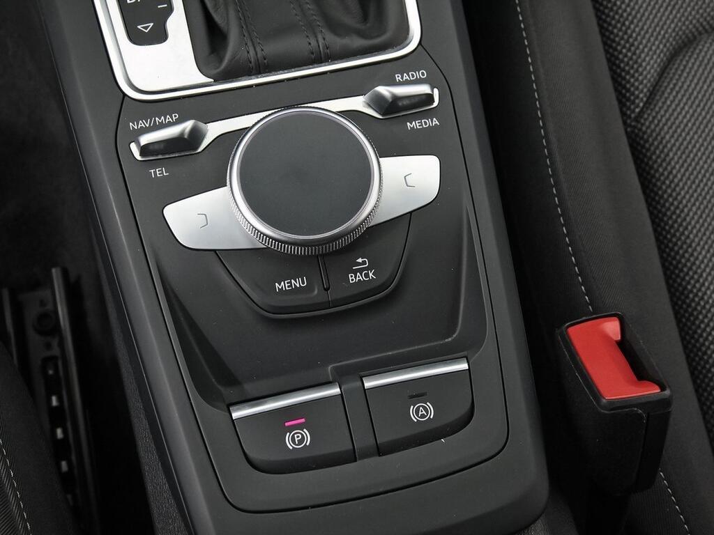 Audi Q2 S line 30 TDI 85kW (116CV) S tronic 30