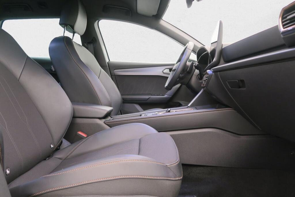 Cupra León ST 1.5 ETSI MHEV DSG 150 CV 5P 17