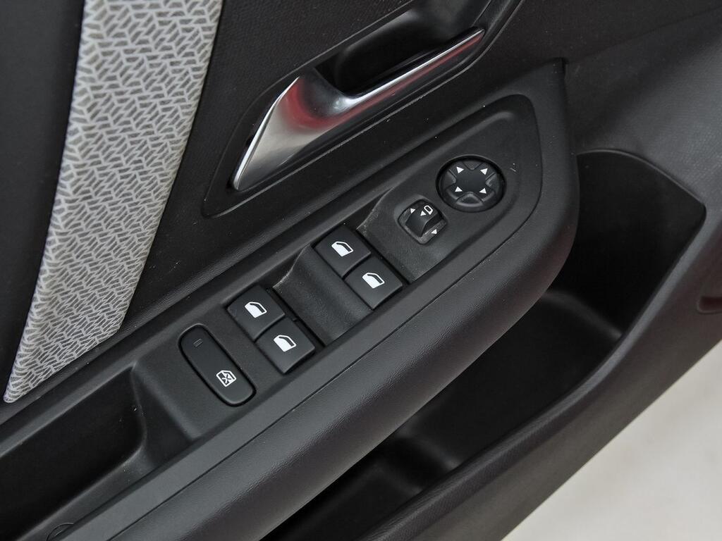 Citroën C4 PureTech 130 S&S 6v Feel Pack 13