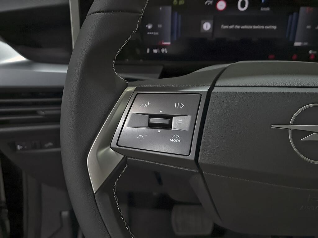 Opel Frontera 1.2T XHT Hybrid eDCT6 100kW GS 23