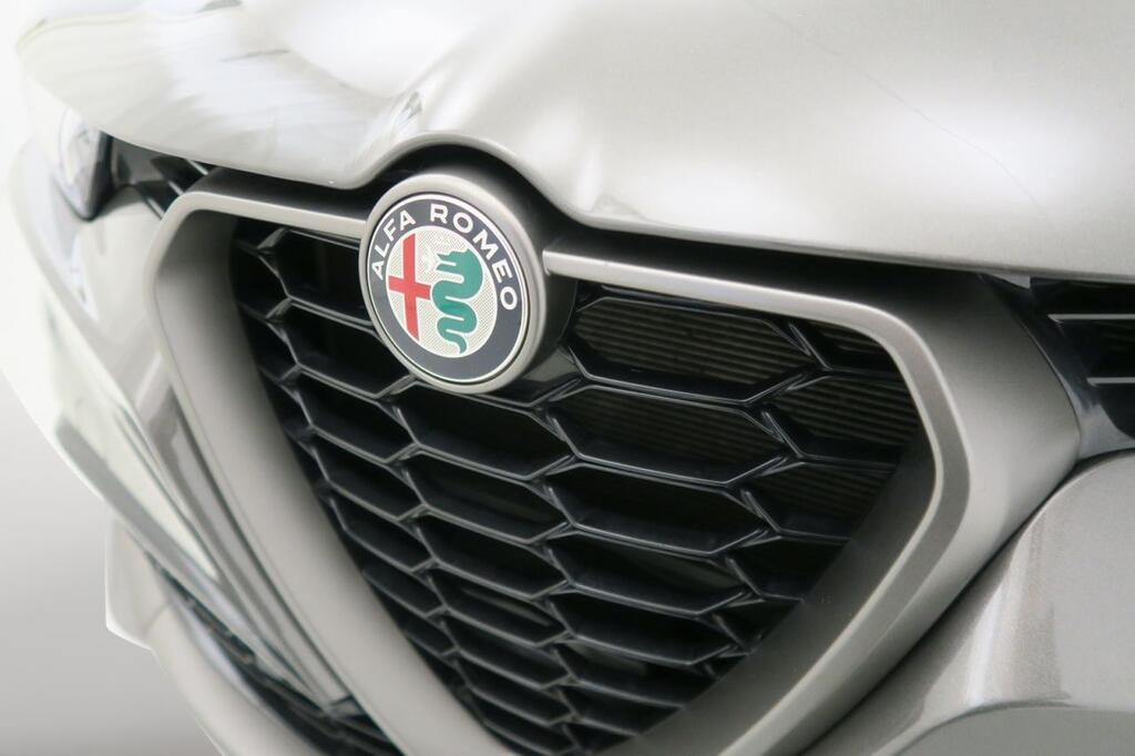 Alfa Romeo Tonale SPECIALE 1.3 MULTI-AIR PHEV 280 CV Q4 4WD 5P 23