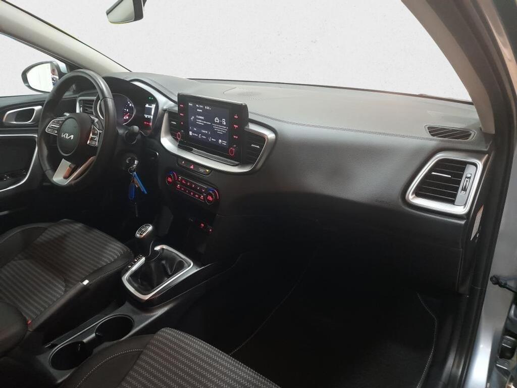 Kia Ceed 1.0 T-GDi 88kW (120CV) Drive 10