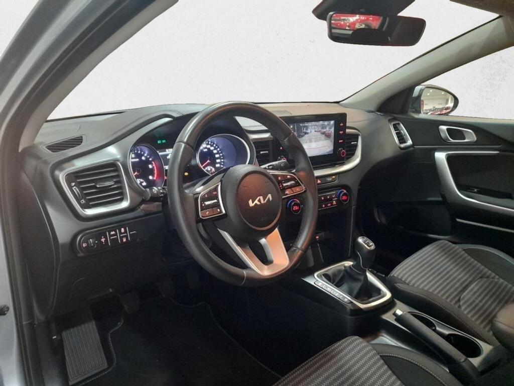 Kia Ceed 1.0 T-GDi 88kW (120CV) Drive 14