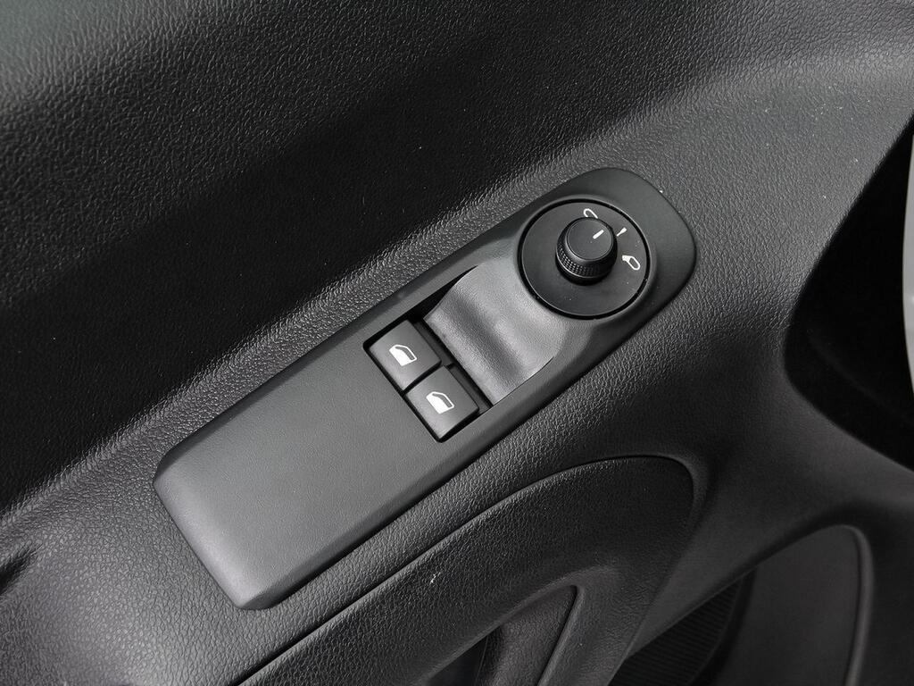 Citroën Berlingo Talla M BlueHDi 100 S&S PLUS 14