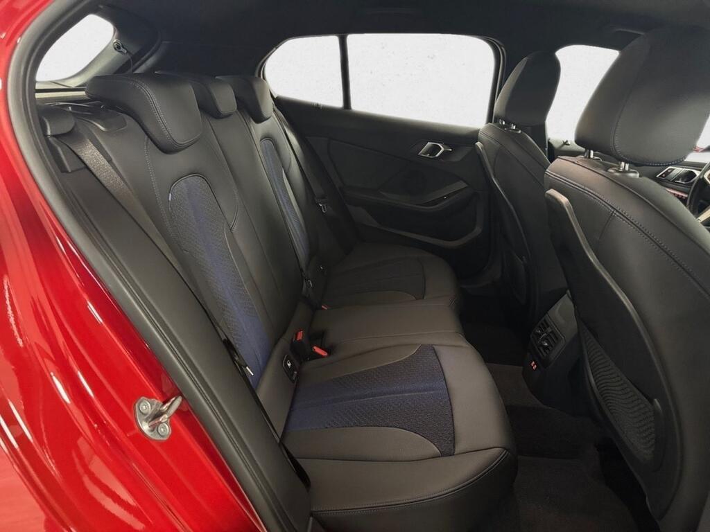 BMW Serie 1 116d Corporate Auto. 6