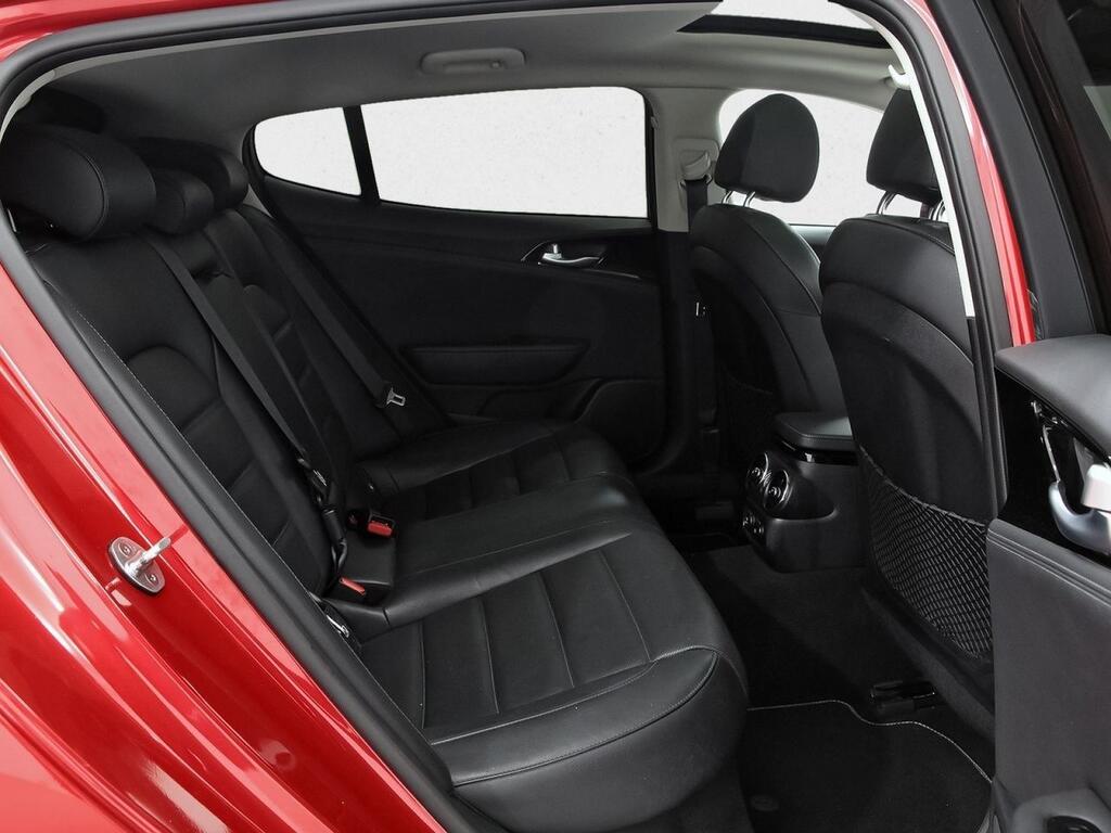 Kia Stinger 2.2 CRDi 147kW (200CV) GT Line 4x2 6