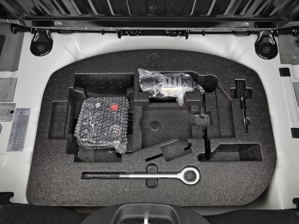 Fiat 500 Dolcevita 1.0 Hybrid 51KW (70 CV) 31