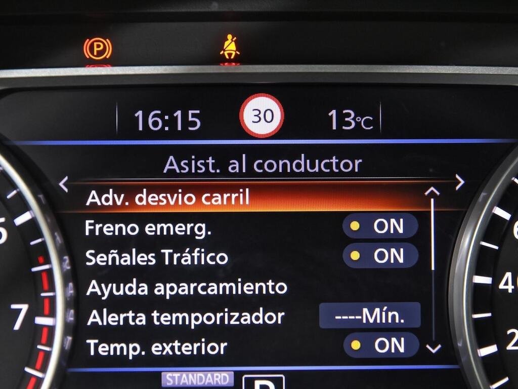 Nissan Juke DIG-T 84 kW (114 CV) DCT 7V N-Connecta 23