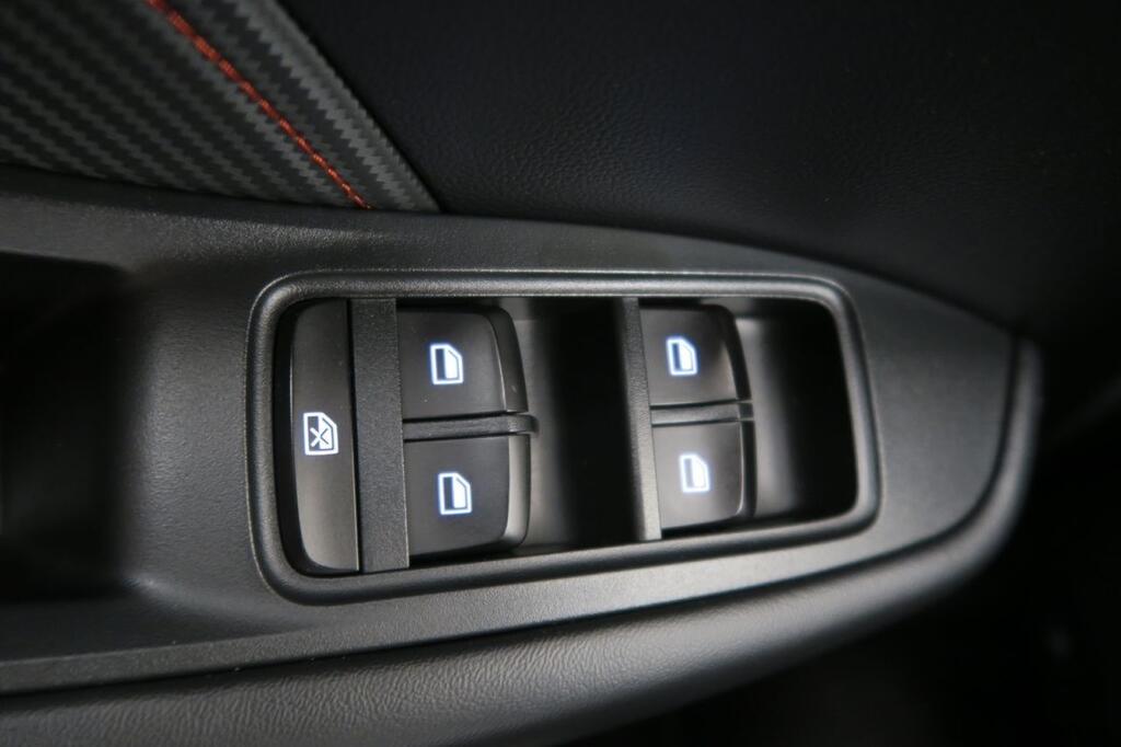 MG ZS COMFORT 1.5 106 CV 5P 11