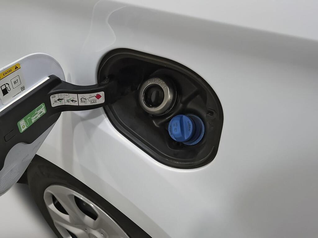 Ford Transit Courier FURGON 1.5TDCI 100 TREND 4P 21