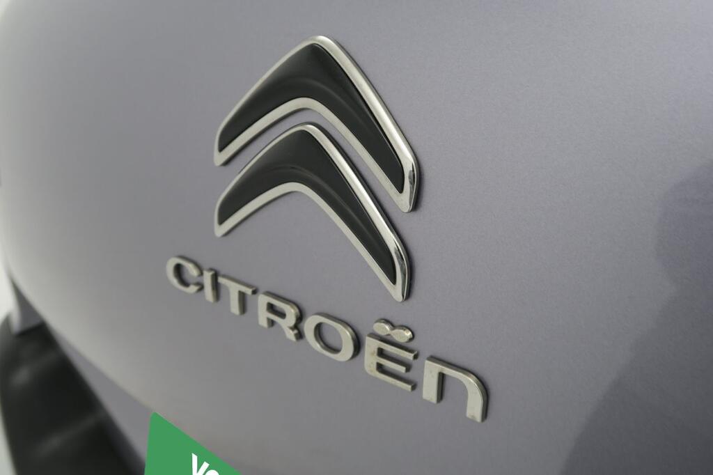 Citroën C3 Aircross PLUS 1.2 PURETECH 110 CV 5P 18