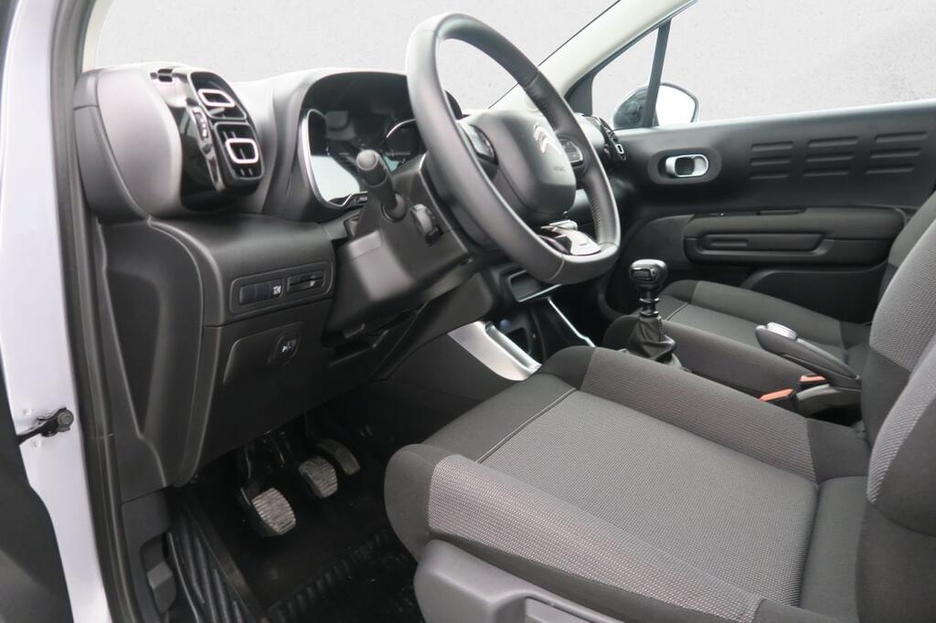 Citroën C3 Aircross PLUS 1.2 PURETECH 110 CV 5P 7