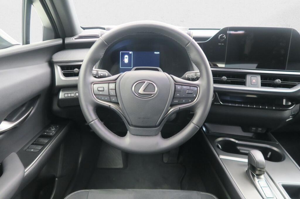 Lexus UX 300H PLUS 2.0 HYBRID 199 CV AUTO 5P 11