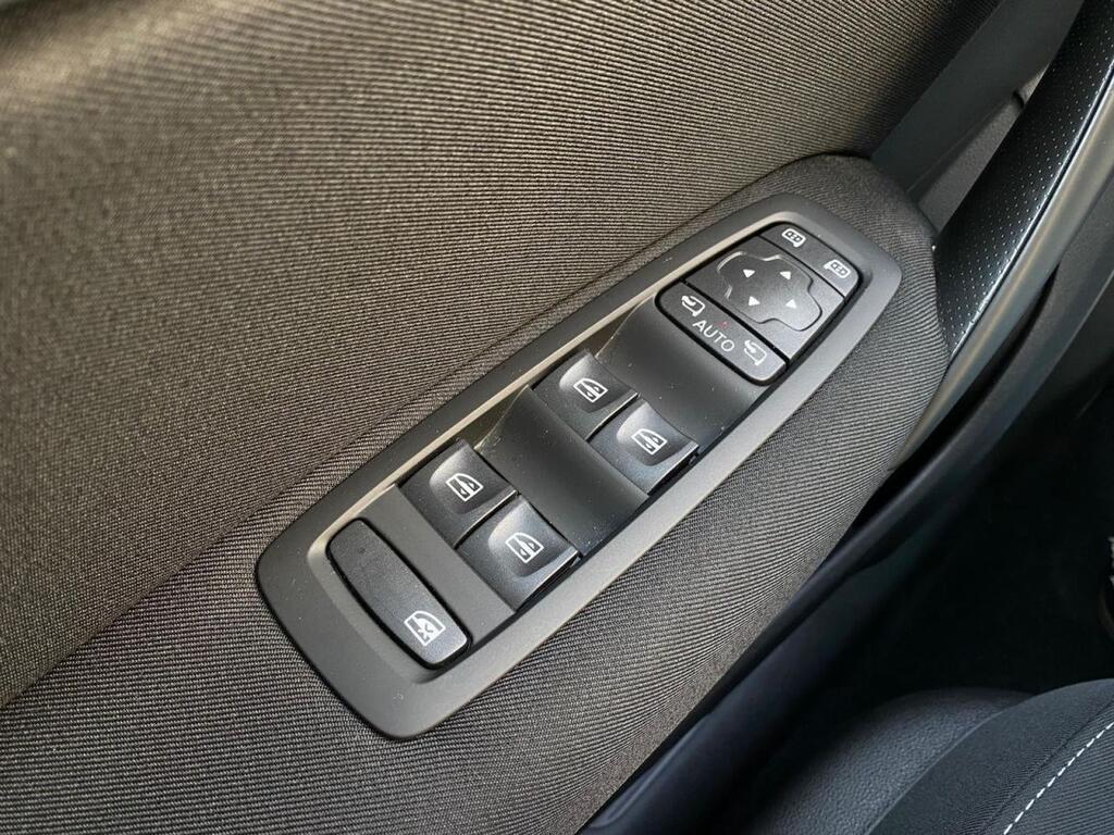 Renault Megane SPORT TOURER 1.5 BLUE DCI 115 BUSINESS 5P 11