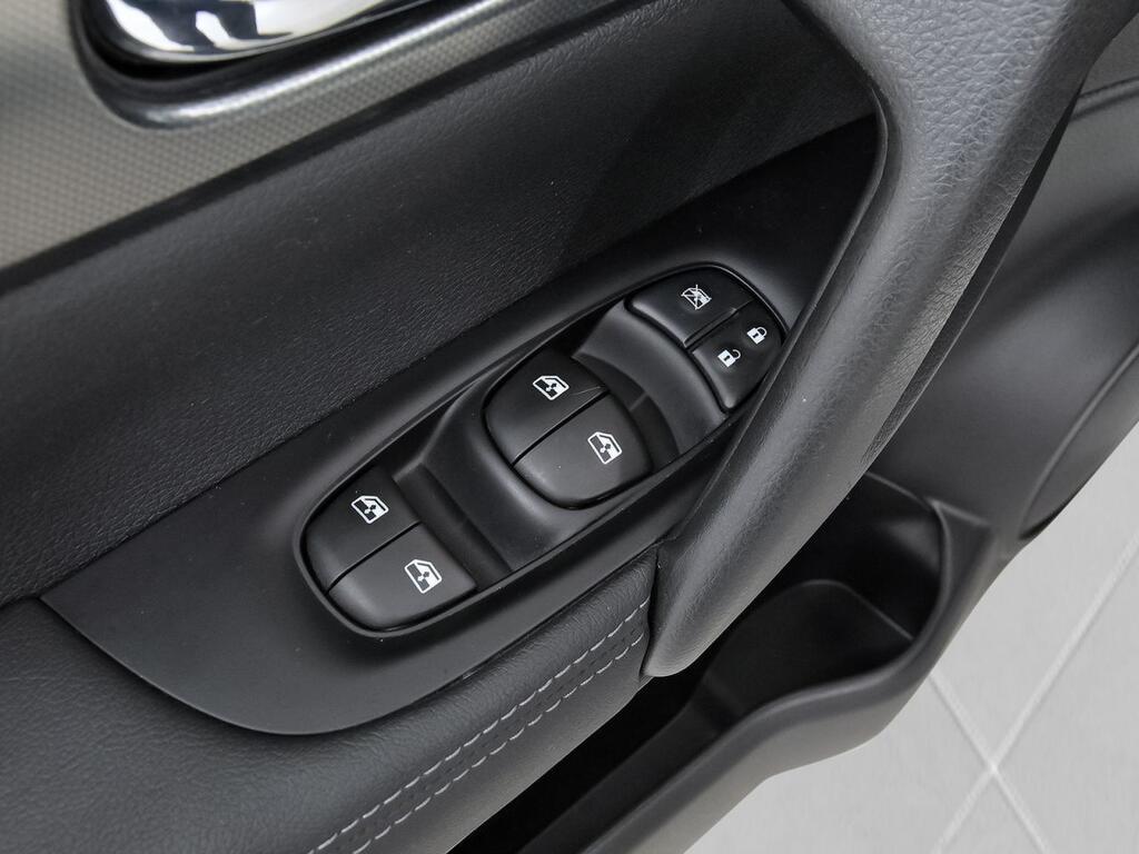 Nissan Qashqai dCi 85 kW (115 CV) E6D N-CONNECTA 12