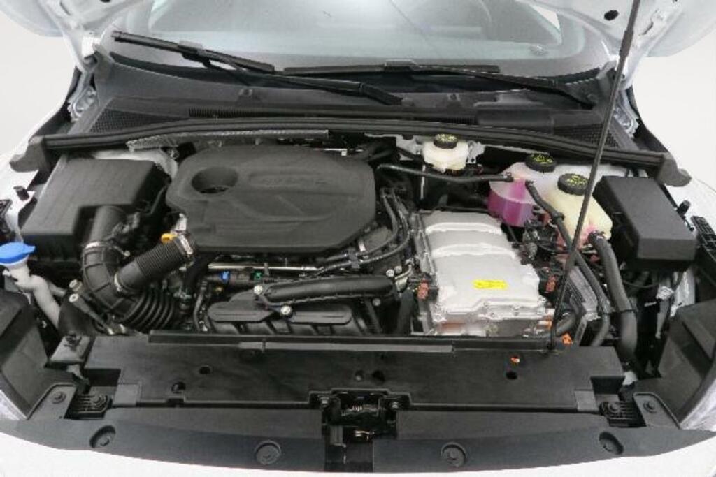 MG MG3 HEV LUXURY 17