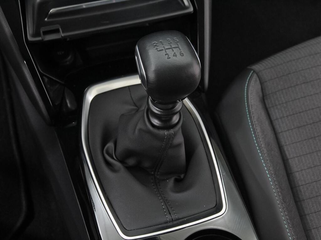 Peugeot 2008 Allure Pack Puretech 130 S&S BVM6 31