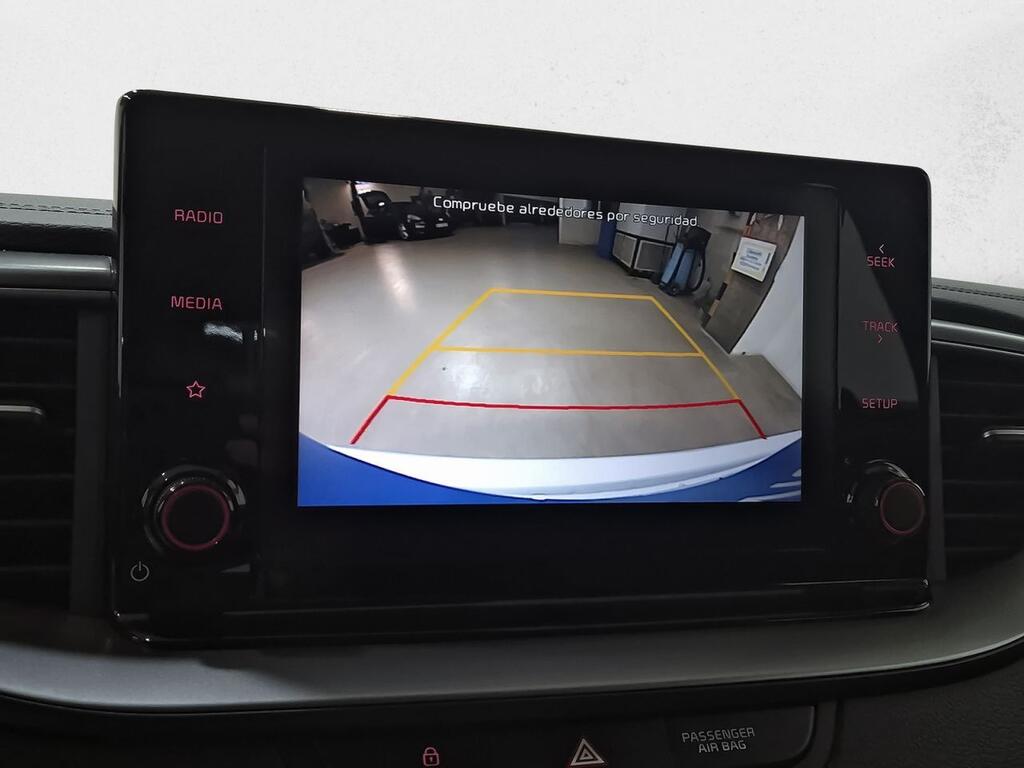 Kia XCeed 1.6 MHEV iMT Drive 100kW (136CV) 26