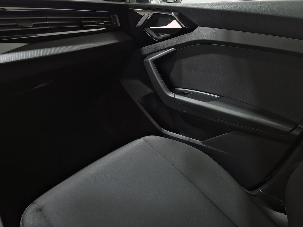 Audi A1 Sportback Advanced 25 TFSI 70kW (95CV) 29