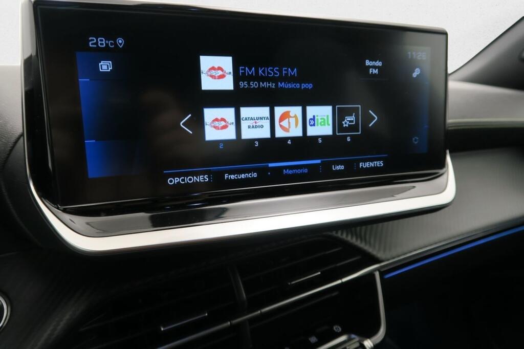 Peugeot 2008 GT Puretech 130 S&S EAT8 14